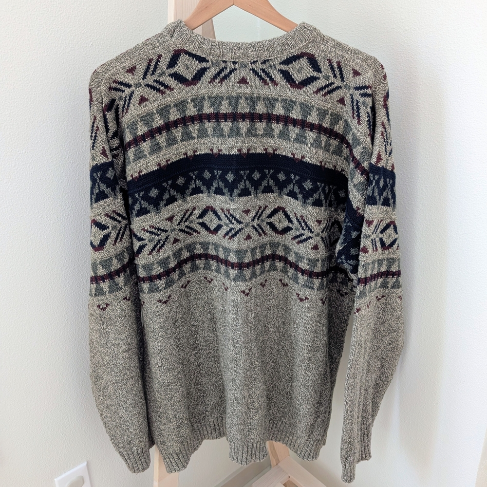 Cozy Patterned Sweater - image 8